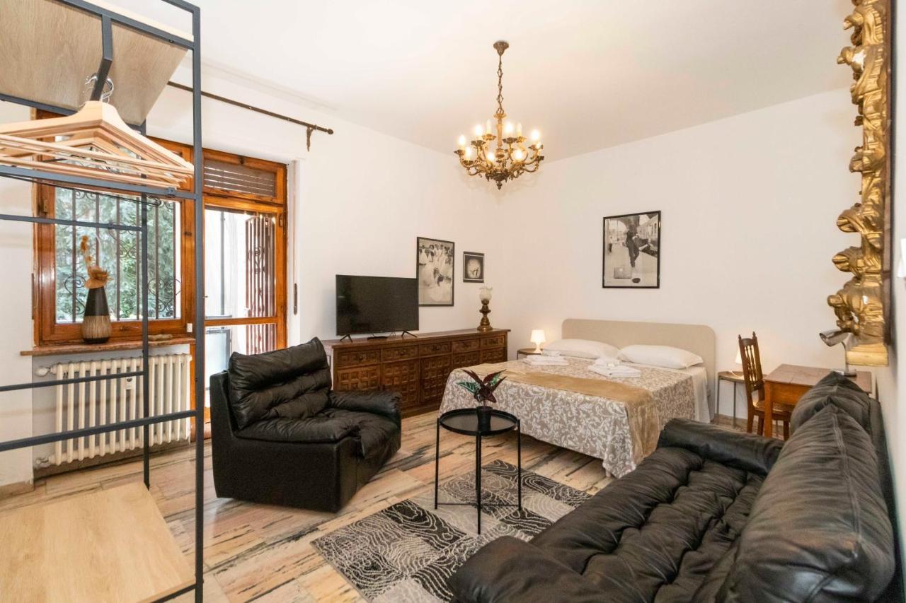 Lungo Dora Voghera Lovely Appartement